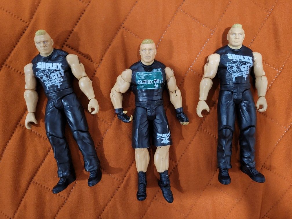 Wwe Figures $10 Each