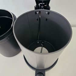 Small Pedal Trash Can Ikea Toftan with Inner Bucket. Pre-owned $5