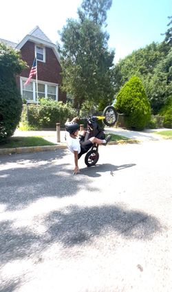 1100