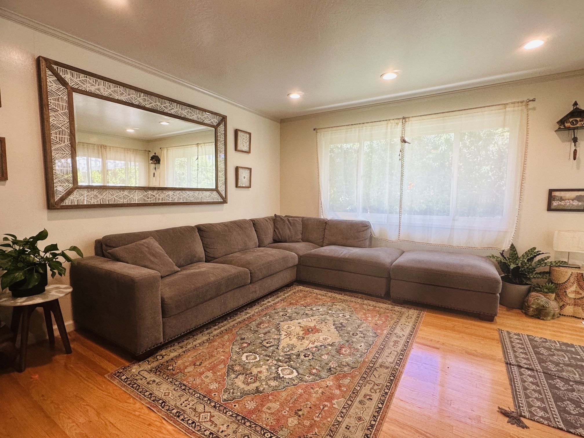 Sectional Sleeper Sofa With 2 Custom Matching Cushions