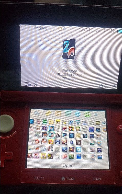 Nintendo 3DS Modded w/ 300 Games