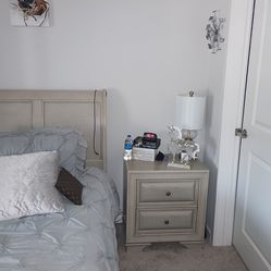 Rooms to Go twin bedroom set brand new