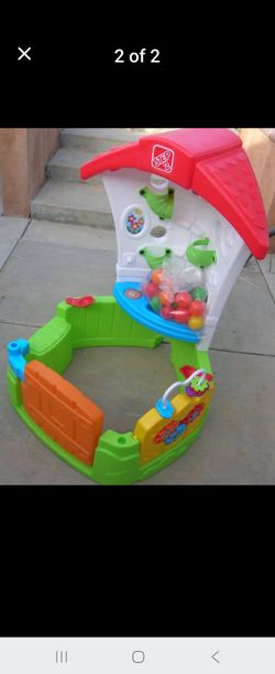 Toddler fun ball pit house