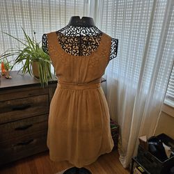 Size M Tan Rayon/ Polyester Evening Dress 