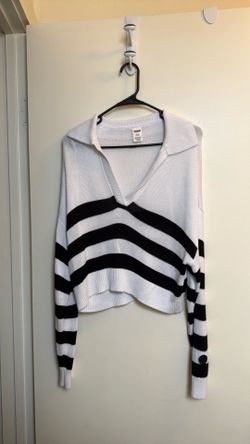 victoria secret Pink sweater