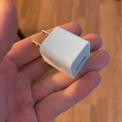 Apple Power Block (no Cord, Pickup In Parkrose Neighborhood)