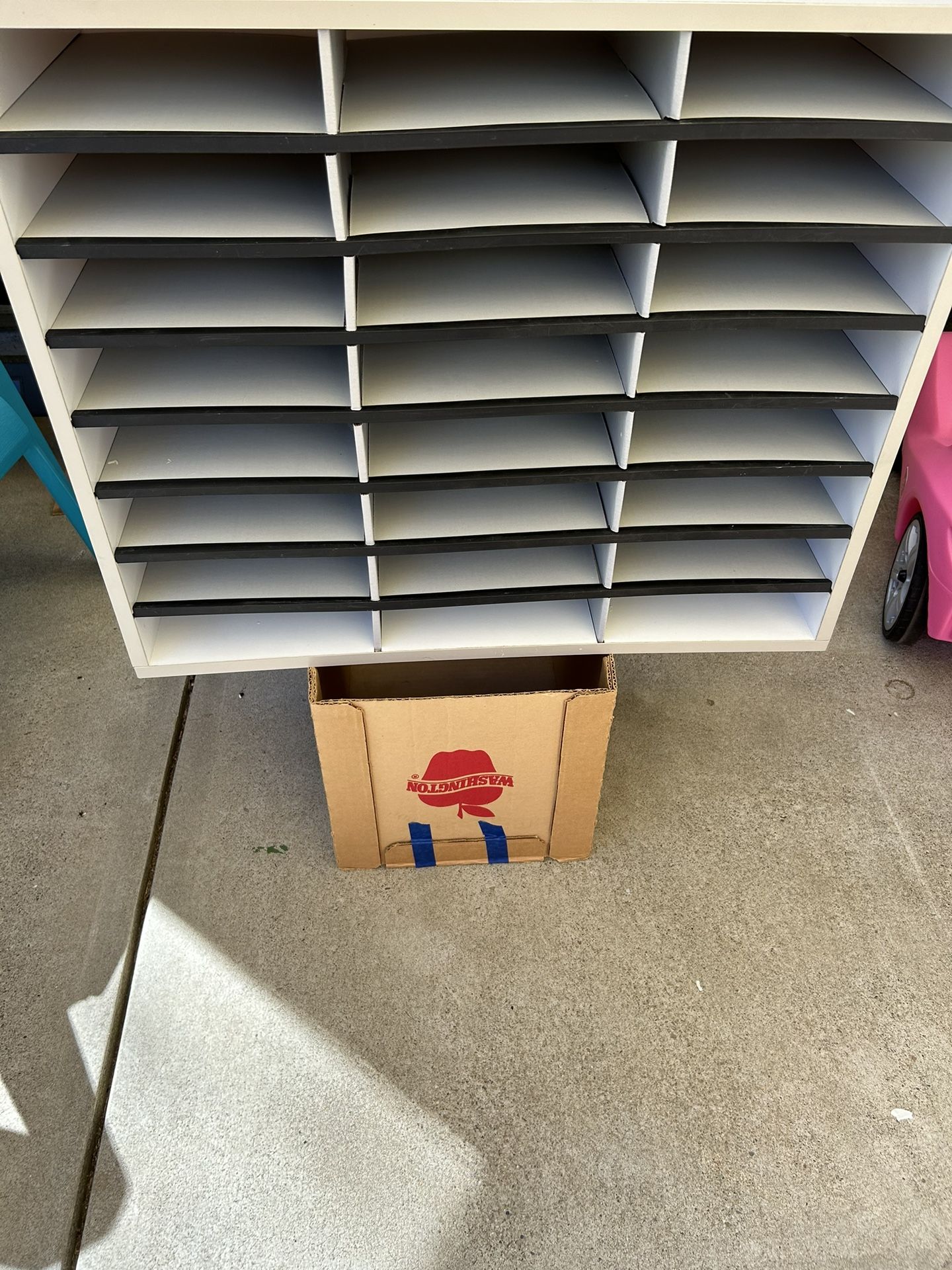 BUSINESS/FORMS/MAILBOX / CRAFT PAPER OFGANIZER