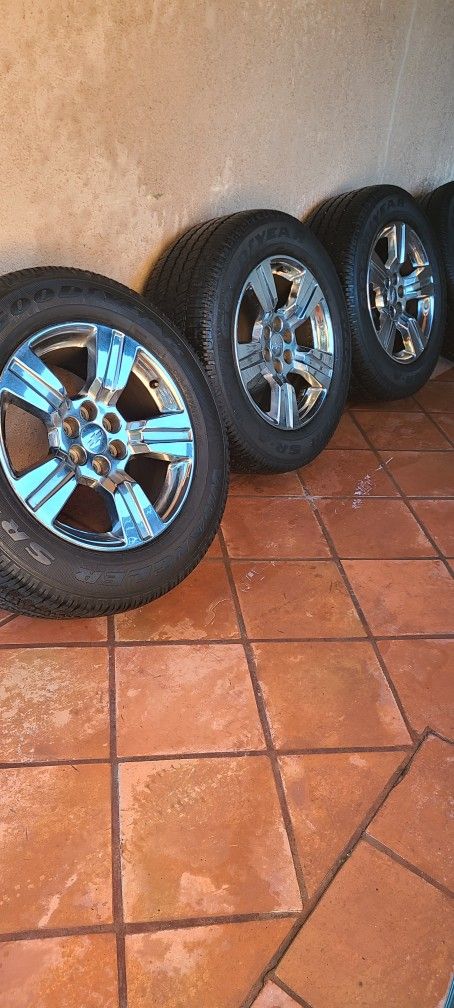 2015 And Up Chevy Colorado 18" WHEELS  And Tires 