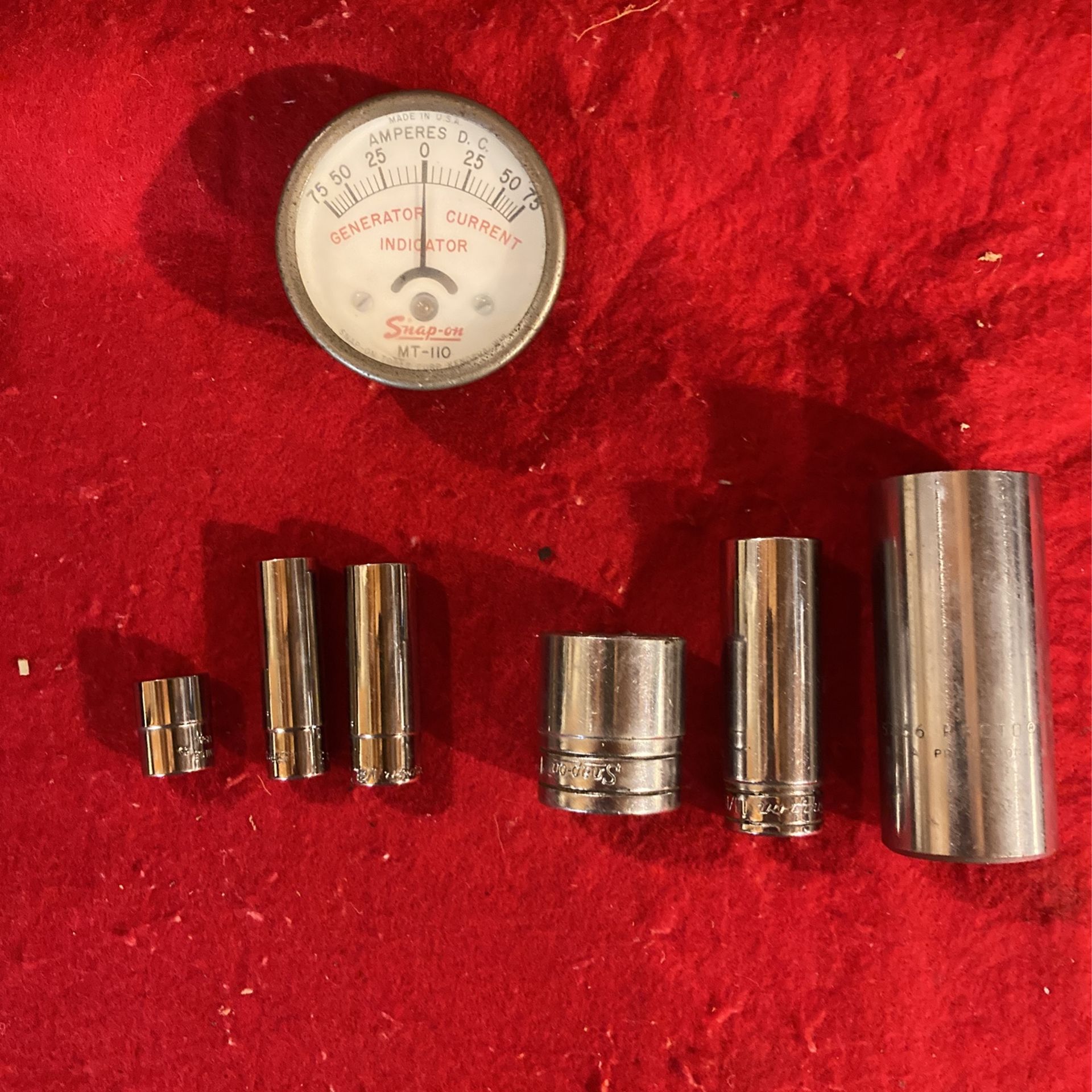 Snap On Sockets, Proto Socket and generator current indicator