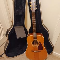 Fender 1988 Fender Acoustic Dreadnought Guitar With Maple Neck And Gold Tone Tuning Keys Beautiful Sounds Amazing With Case Like New Vintage!