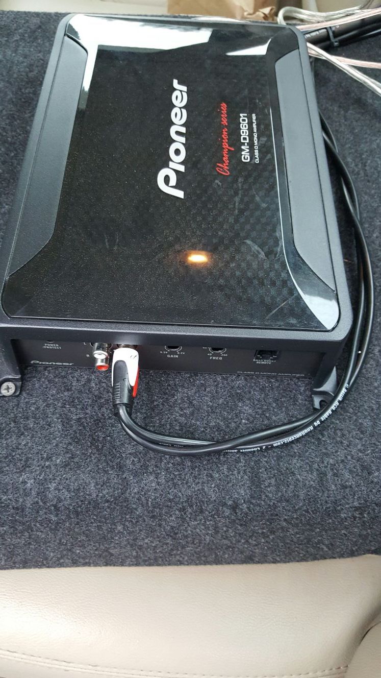 PIONEER GM-D9601 MONO AMP 1200 WATTS RMS