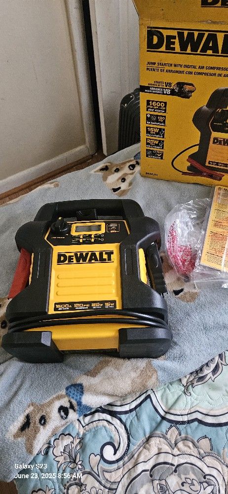 Battery charger/ air pump