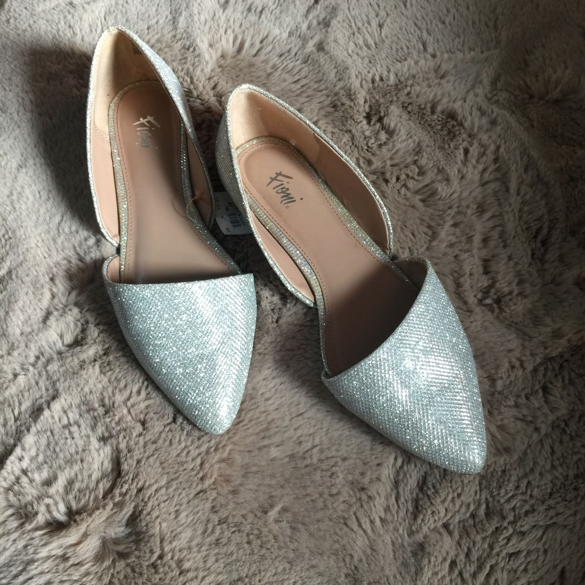 Glittery Silver Flats Sz 9w