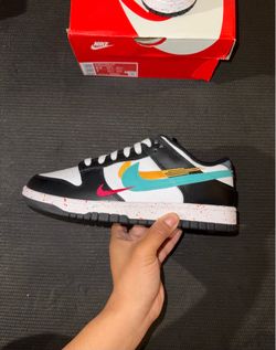Wnms Nike dunks” Muti color”