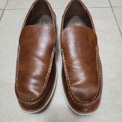 Men's  Shoes Size 9M 