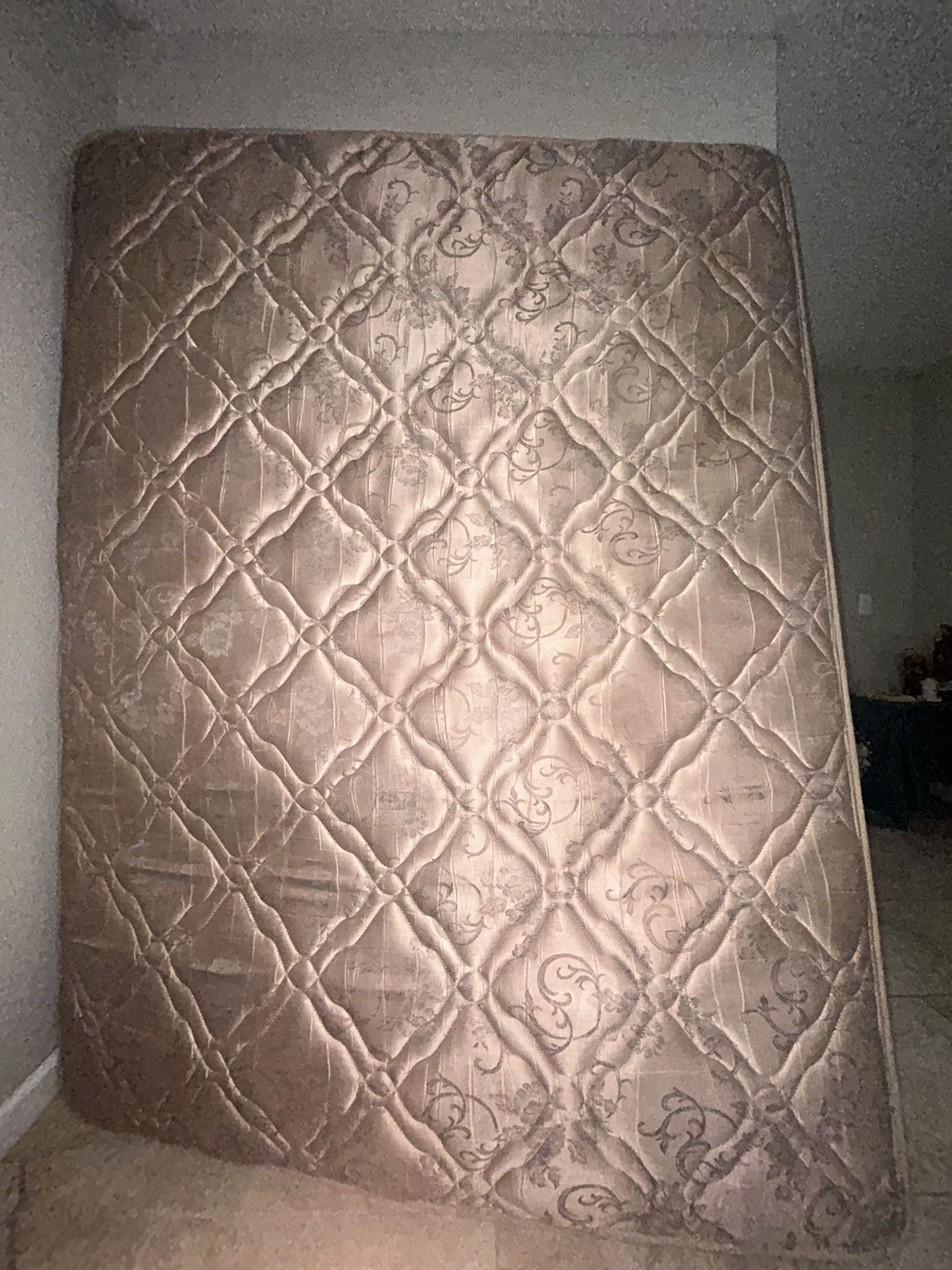 BEST OFFER FULL SIZE BED !! $50