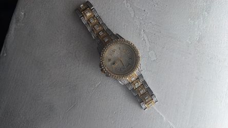 Icey Watch 🥶
