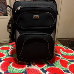 Traveler by Totes