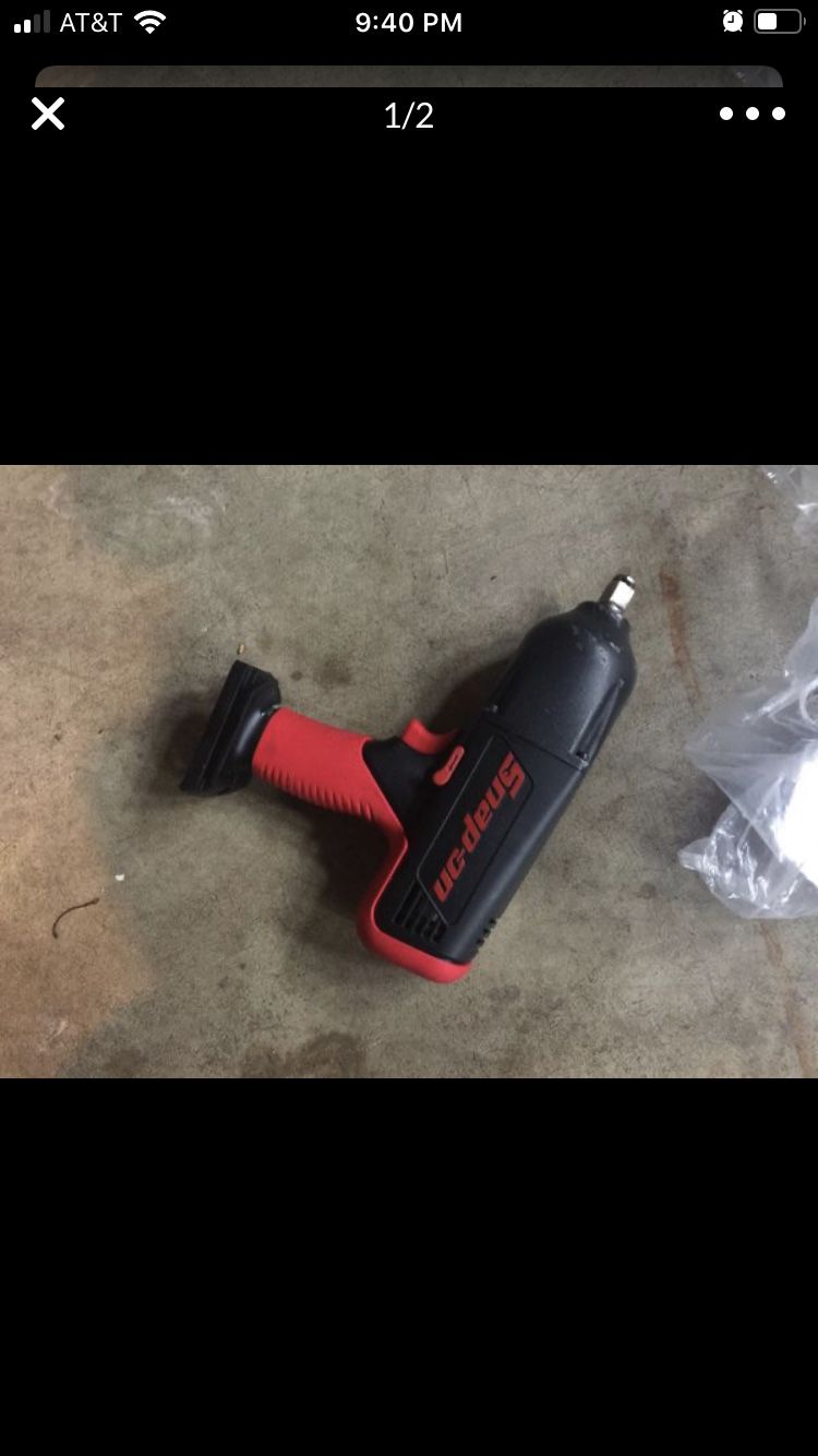 Snap-on 1/2 Drive Electric Gun snap on refurbished hasn’t been used yet