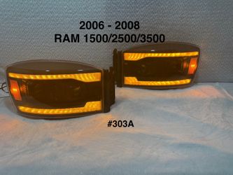 2006 To 2008 Dodge RAM 1500 / 2006 To 2009 RAM 2 Projector Headlights with Switchback Amber LED Strips, Sequential Turn Signals, DRL & Startup