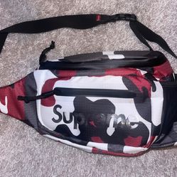 Supreme SS21  Waist Bag