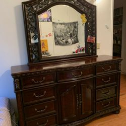 Bedroom Set Queen