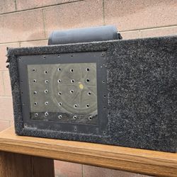 10in sub with Box/ 800w amp