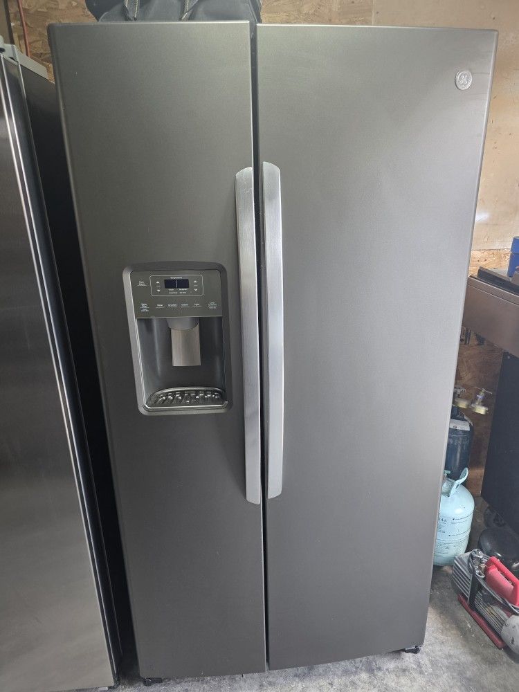REFRIGERATOR SAMSUNG SIDE BY SIDE STAINLESS STEEL