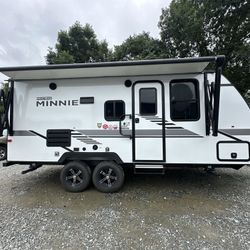 2022 Winnebago Microminnie Rv Trailer 