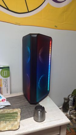Two Samsung sound tower speakers