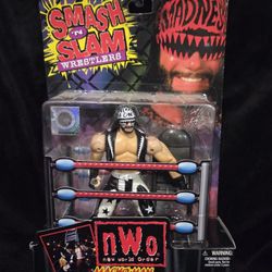 1999 TOY BIZ SMASH N SLAM WCW NWO MACHO MAN RANDY SAVAGE
