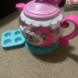 Minnie Mouse Storage With Toys 
