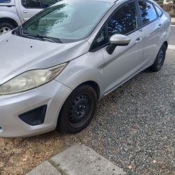 2011 Ford Fiesta
