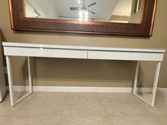 Sofa/entryway table