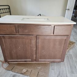 Bathroom Cabinet With Top