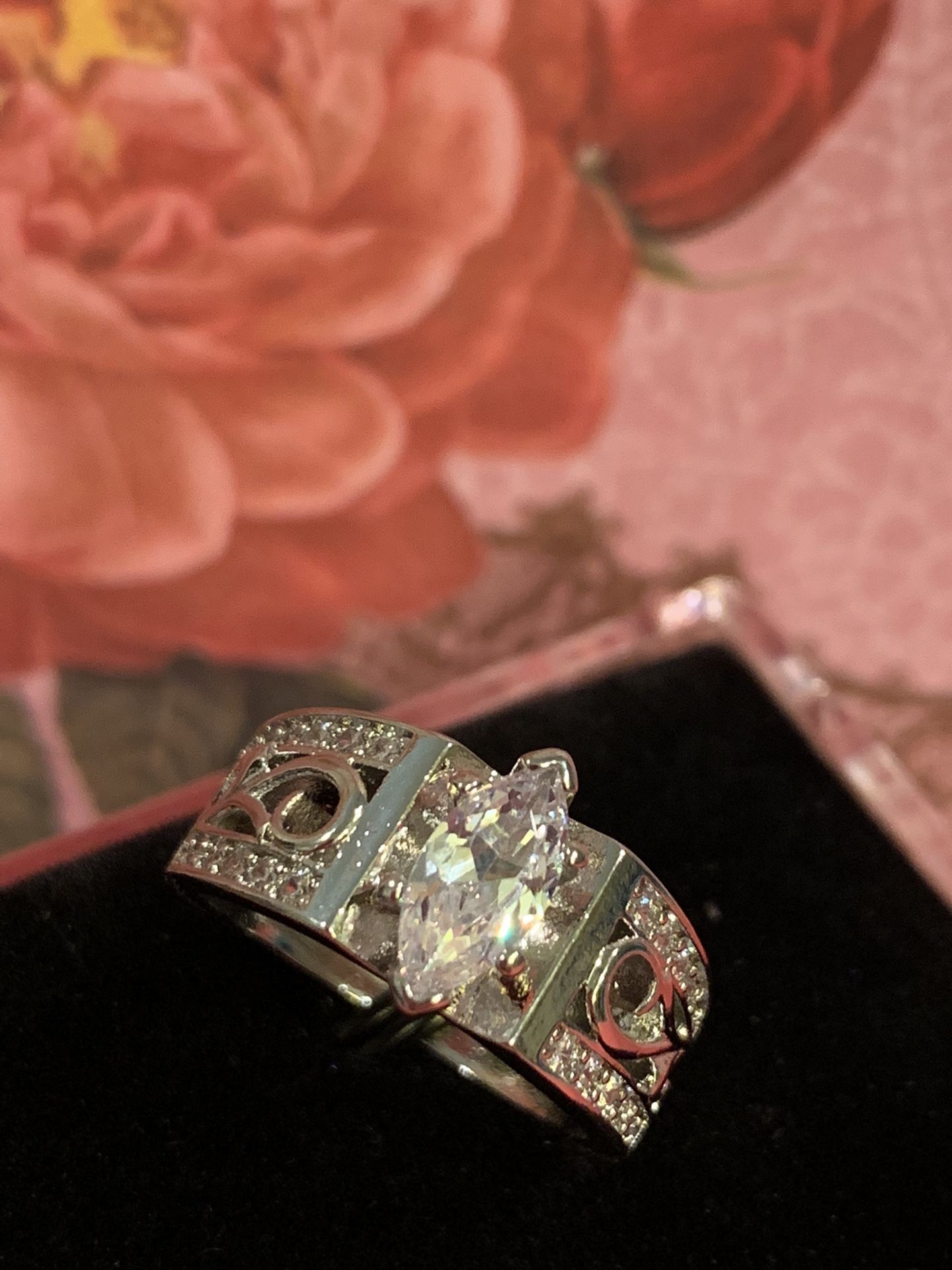 Beautiful Intricate Design 925 Ring 