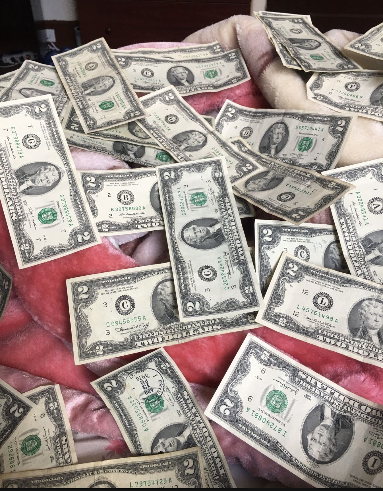 7 of them $2 bills