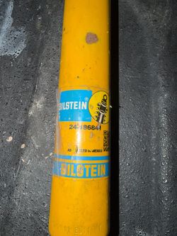 Shocks(pair) for 07-13 Chevy
