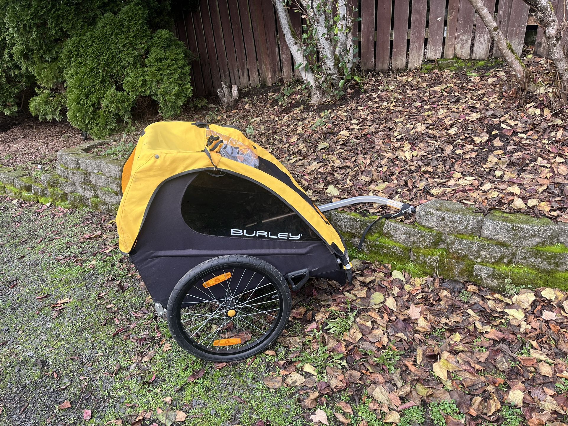 Burley Bee Bike Trailer