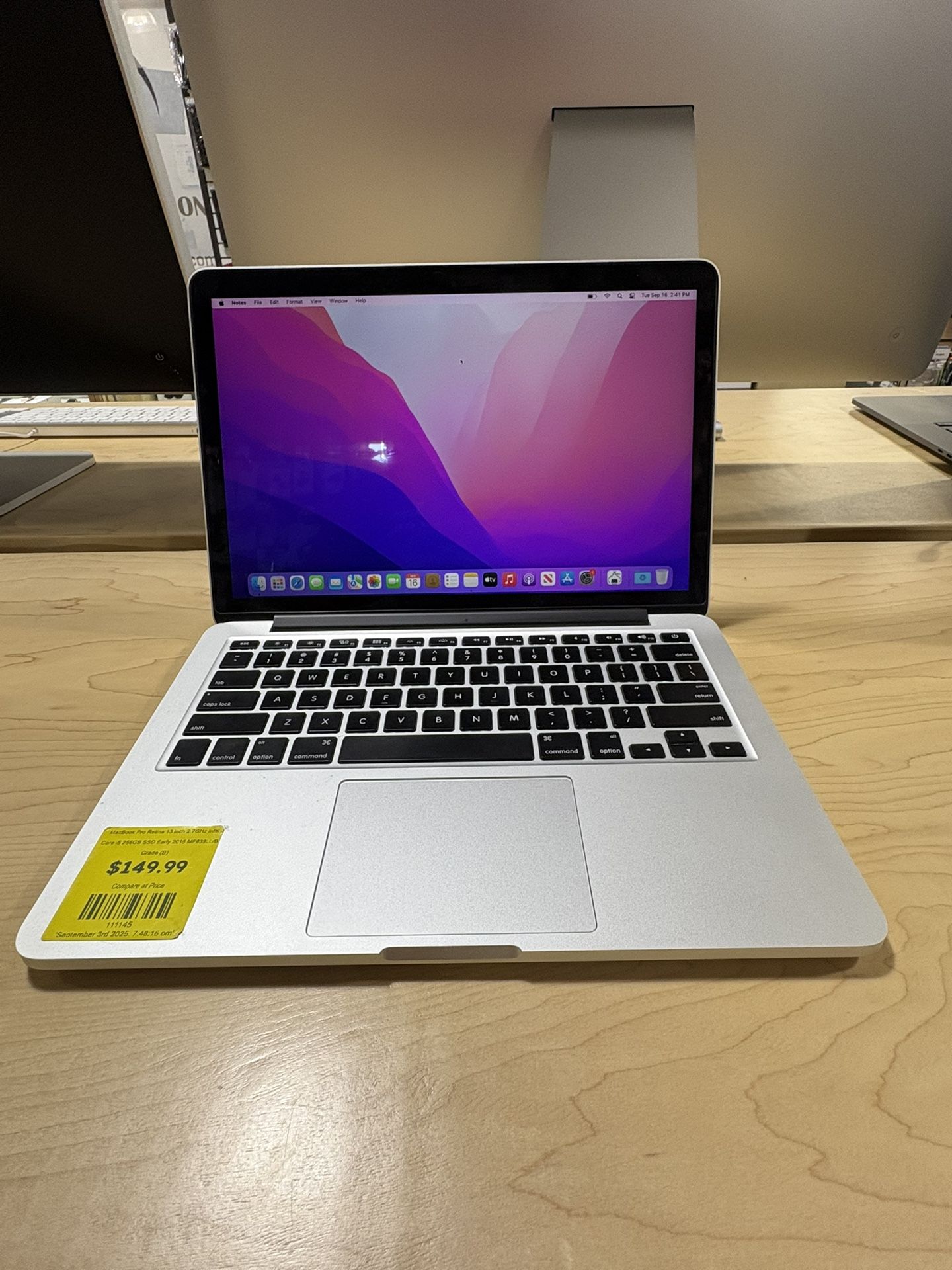 MacBook Pro Retina 13 inch 2.7GHz Intel Core i5 256GB SSD Early 2015