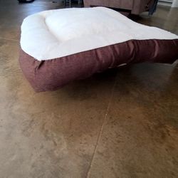 Dog Bed (Brand New)