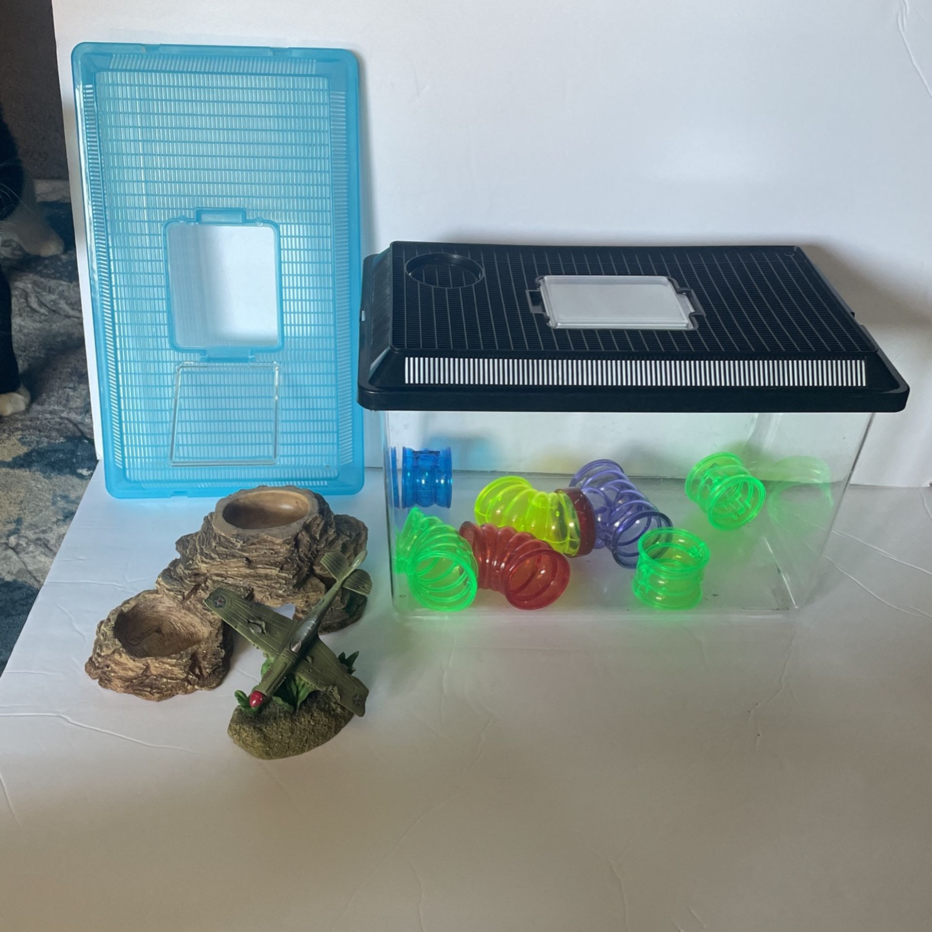 PET CAGE pet tank animal cage extra lid, stone water dish & fishtank airplane