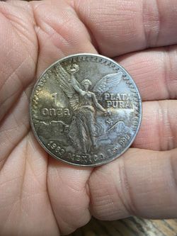 Mexican Libertad Commerative Coin, 1983, M,  .999 Pure Silver