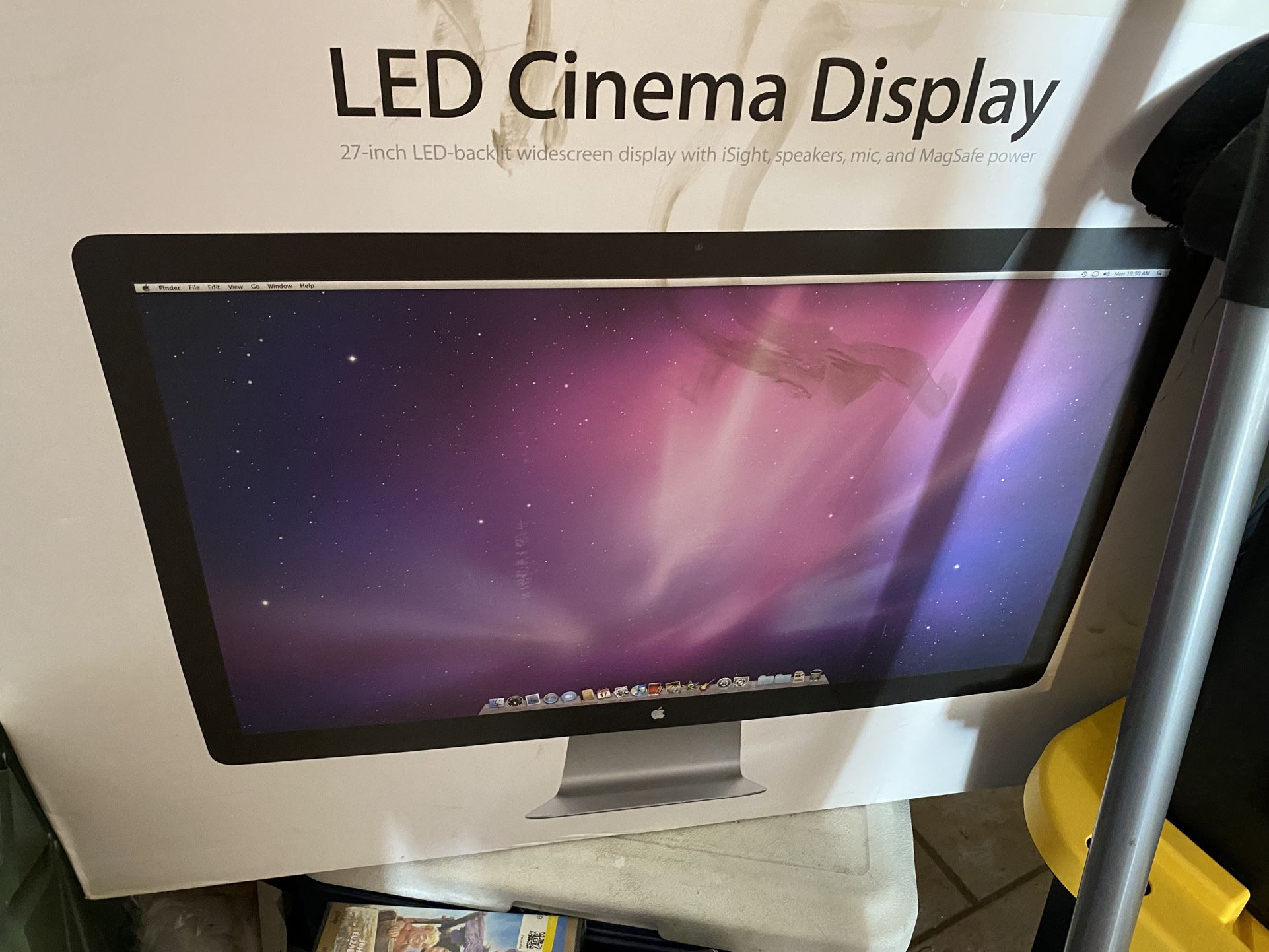 Apple LED Cinema Display