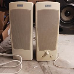 Computer SPEAKERS 