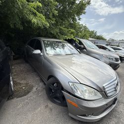 07 S550 Mercedes Part Out