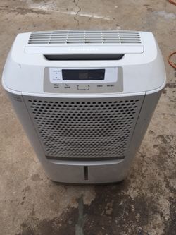 Frigidaire 70 pint ptemp EnergyStar