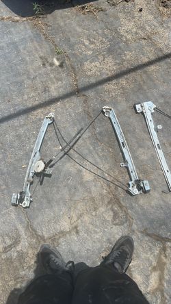 Manual door harness