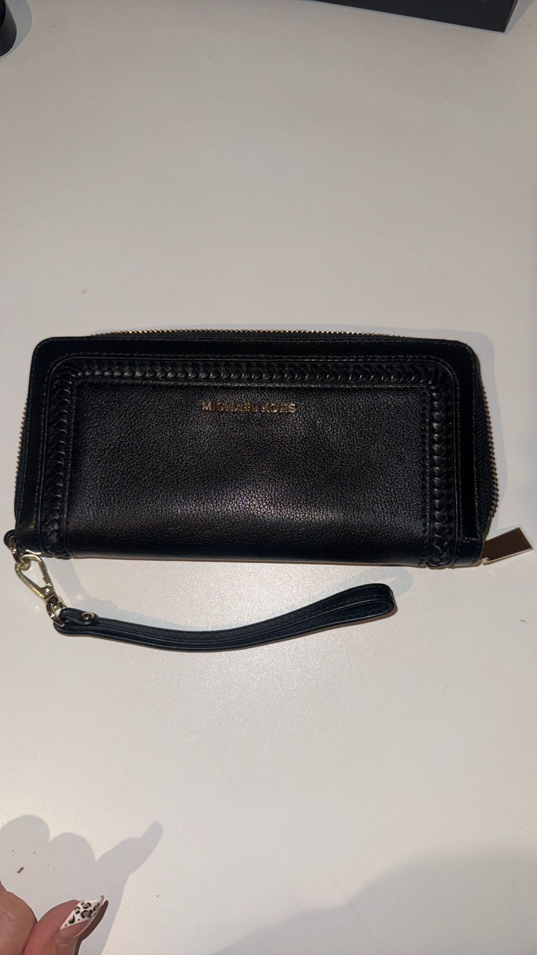 Michael Kors Wristlet/large Wallet