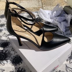 Dream Pair Size 8 Black
